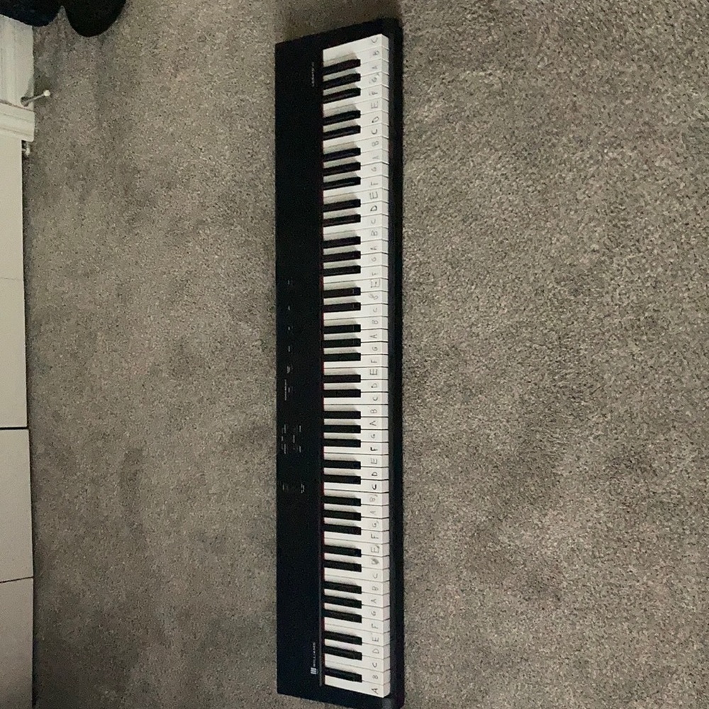 Piano keyboard 88 keys